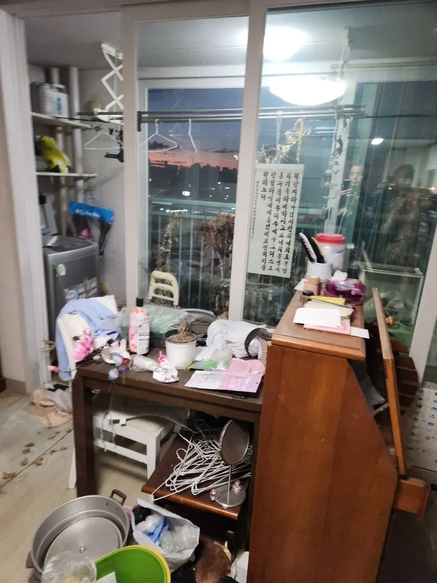경기도 군포시 부곡동 휴먼시아아파트 고인 유품정리 빈집정리 저렴한 비용으로 집치울때 업체가 해 드렸습니다.