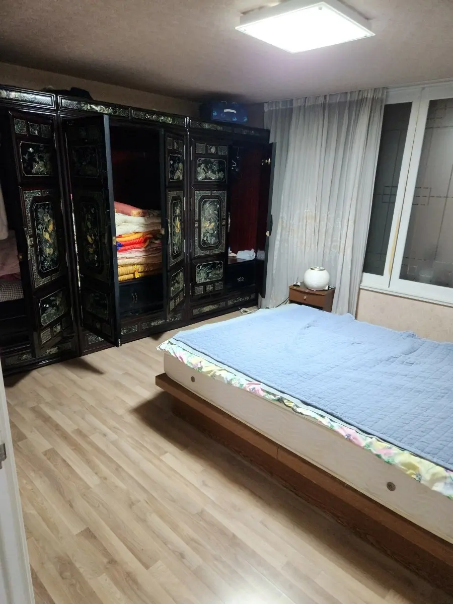 서울 동작구 노량진동 유품정리 빈집정리 해 드렸습니다.저렴한 비용의 업체 "집치울때" 입니다. 사진 2